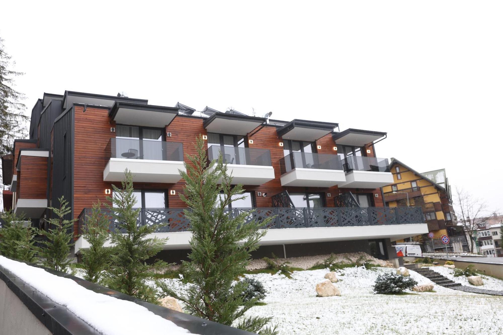 Montan-Aparthotel Predeal Buitenkant foto